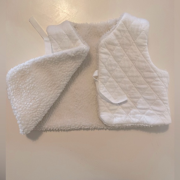 Petite Bateau Baby Lamb set 3 months Hat, booties and vest - Picture 5 of 5